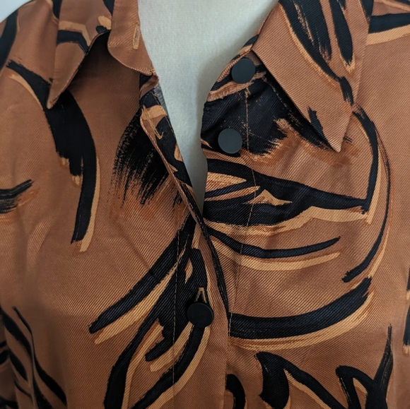 Women's dress - Picture 6 of 9